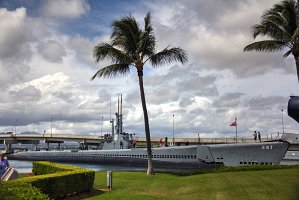 USS Bowfin - Side